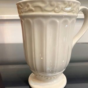 LENOX BUTLER PANRY MUGS #5 Excellent Condition the sixth is free has small stain
